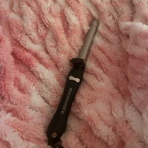 The Beachwaver Co. Black and Silver Curling Iron